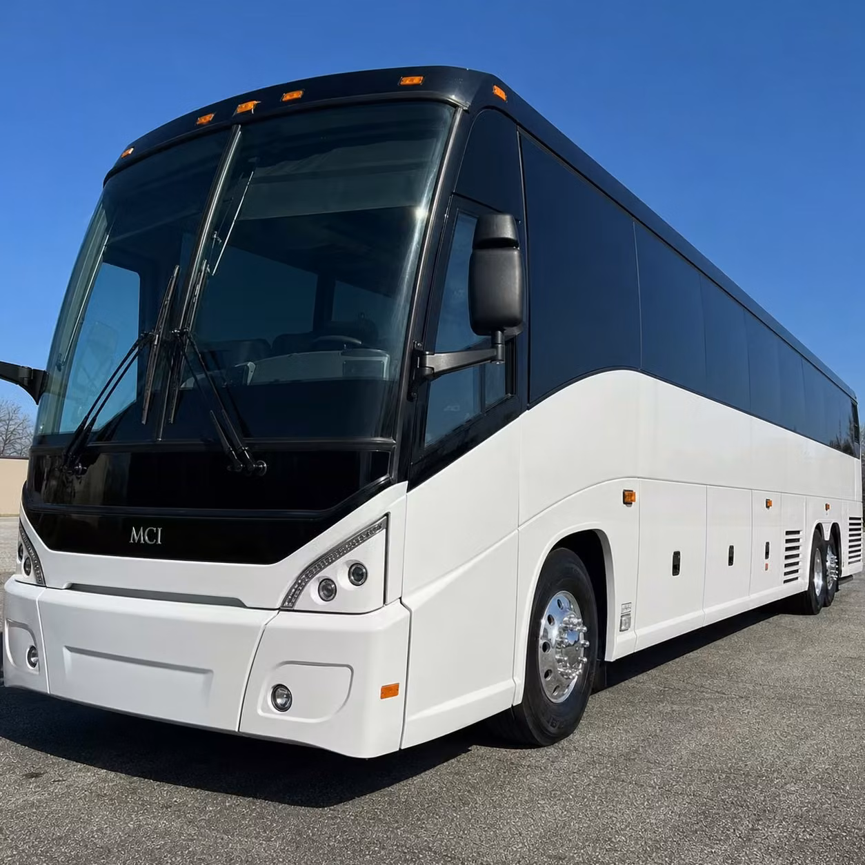 disneyland resort hotel shuttles to and from every major anaheim airport